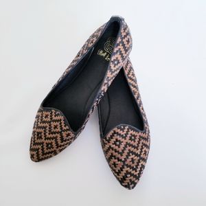 Elliott Lucca Women 8 Brown Leather Flat Shoes
